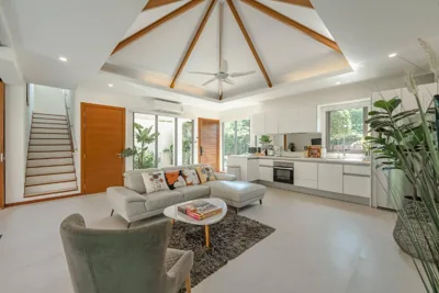 Tropical Rawai Beach Home Retreat with Pool & Gym – 写真 3